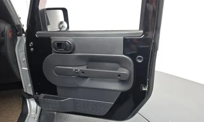 Jeep Wrangler 2011, 183338 км, за 7618.67 USD - фото 24