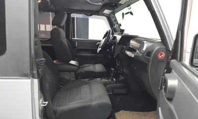 Jeep Wrangler 2011, 183338 км, за 7618.67 USD - фото 26