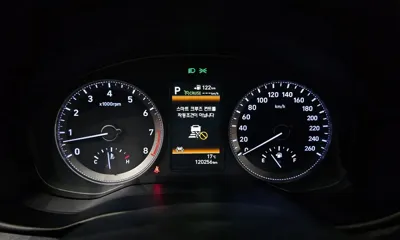 Hyundai Grandeur 2018, 120256 км, за 9846.29 USD - фото 8