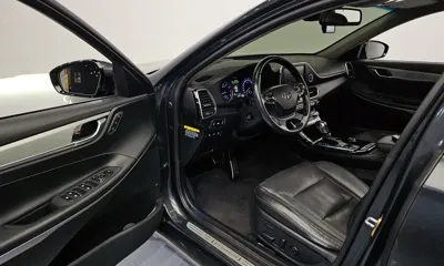 Hyundai Grandeur 2018, 120256 км, за 9846.29 USD - фото 10