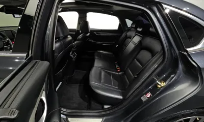 Hyundai Grandeur 2018, 120256 км, за 9846.29 USD - фото 11