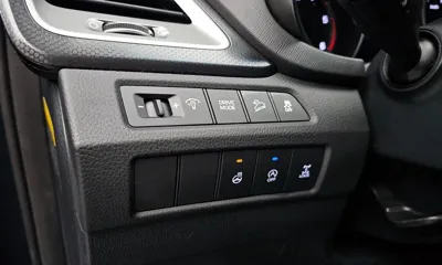 Hyundai Santafe 2017, 125200 км, за 7794.32 USD - фото 14