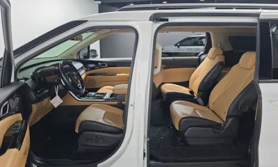 Kia Canival 2021, 39703 км, за 20781.77 USD - фото 17