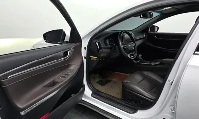 Hyundai Grandeur 2019, 93333 км, за 10733.81 USD - фото 10