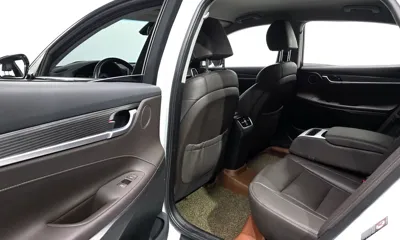 Hyundai Grandeur 2019, 93333 км, за 10733.81 USD - фото 11
