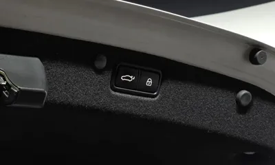 Hyundai Grandeur 2019, 93333 км, за 10733.81 USD - фото 20