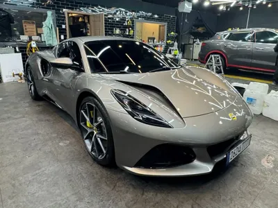 Lotus Emira 2024, 4000 км, за 76708.03 USD