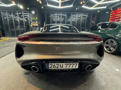 Lotus Emira 2024, 4000 км, за 76708.03 USD