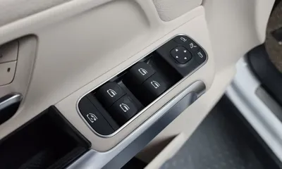 Mercedes-Benz GLB-Class 2021, 57779 км, за 22009.5 USD - фото 29