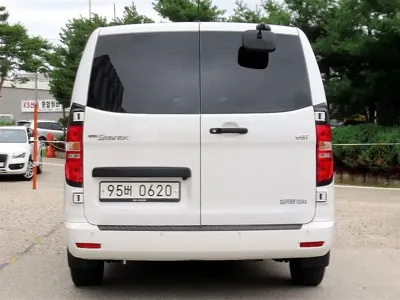 Hyundai Starex 2020, 39024 км, за 11506.2 USD