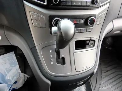 Hyundai Starex 2020, 39024 км, за 11506.2 USD - фото 10