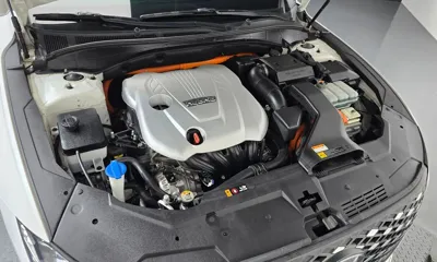 Hyundai Grandeur 2020, 70041 км, за 17770.39 USD - фото 6