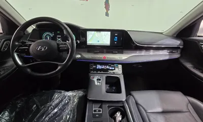 Hyundai Grandeur 2020, 70041 км, за 17770.39 USD - фото 7