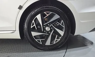 Hyundai Grandeur 2020, 70041 км, за 17770.39 USD - фото 21