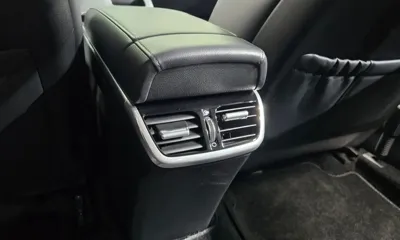 Hyundai Grandeur 2020, 70041 км, за 17770.39 USD - фото 33