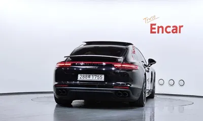 Porsche Panamera 2020, 121657 км, за 39022.82 USD