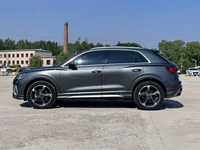 Audi Q3 2023, 36000 км, за 28728.91 USD