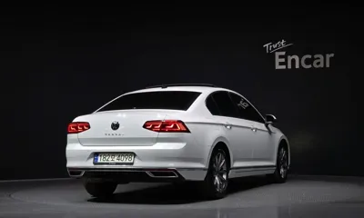 Volkswagen Passat 2021, 33379 км, за 16716.22 USD