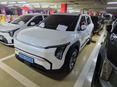 Kia EV3 2026, 5 км, за 14665.53 USD - фото 3