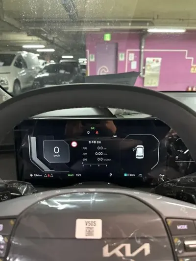 Kia EV3 2026, 5 км, за 14665.53 USD - фото 8