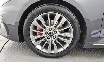 Kia K5 2019, 100864 км, за 9315.97 USD