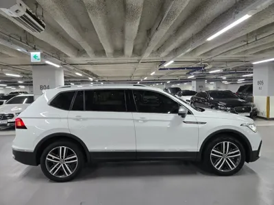 Volkswagen Tiguan 2022, 66653 км, за 18019.79 USD