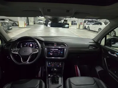 Volkswagen Tiguan 2022, 66653 км, за 18006.88 USD - фото 6