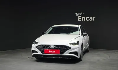 Hyundai Sonata 2022, 94421 км, за 7940.39 USD