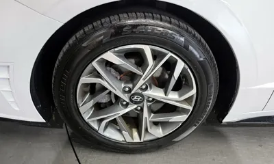 Hyundai Sonata 2022, 94421 км, за 7940.39 USD