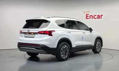 Hyundai Santafe 2022, 107640 км, за 15765.48 USD