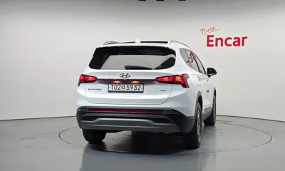 Hyundai Santafe 2022, 107640 км, за 15765.48 USD