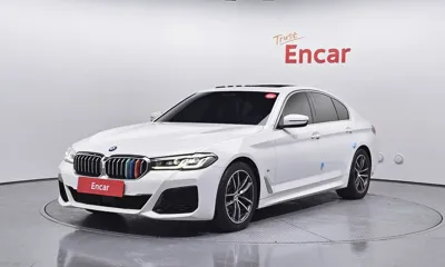 BMW 5-Series · 2022 год