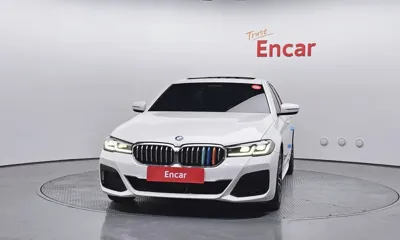 BMW 5-Series 2022, 91746 км, за 24172.17 USD
