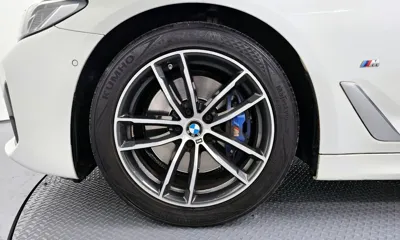 BMW 5-Series 2022, 91746 км, за 24172.17 USD