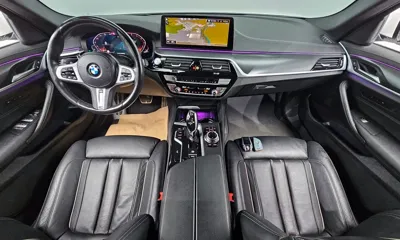 BMW 5-Series 2022, 91746 км, за 24172.17 USD - фото 7