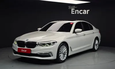 BMW 5-Series · 2018 год