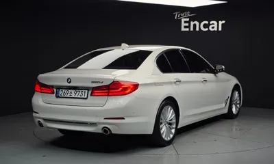 BMW 5-Series 2018, 194899 км, за 10986.15 USD