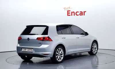 Volkswagen Golf 2014, 132440 км, за 4299.59 USD