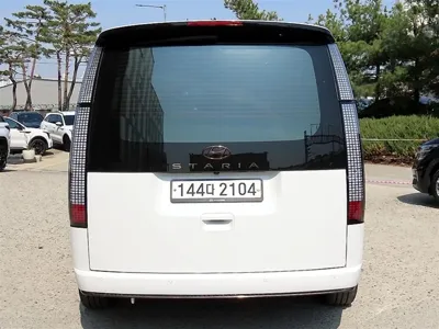 Hyundai Staria 2023, 23027 км, за 19627.15 USD