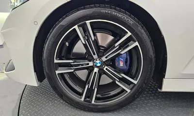 BMW 3-Series 2023, 29373 км, за 25287.65 USD