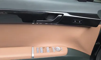 Hyundai Grandeur 2024, 25202 км, за 22974.92 USD - фото 30