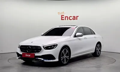 Mercedes-Benz E-Class · 2022 год