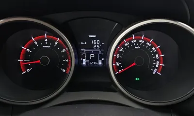 KG_Mobility_Ssangyong TIBOLI 2016, 53278 км, за 4988.84 USD - фото 8