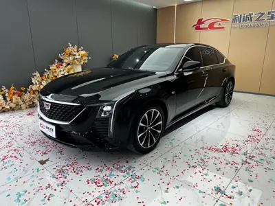 Cadillac CT5 · 2025 год