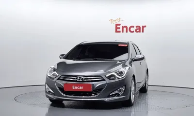 Hyundai i40 2014, 133128 км, за 3246.16 USD