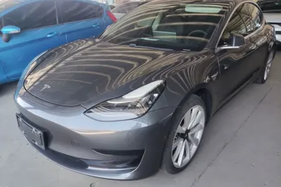Tesla Model 3 · 2019 год