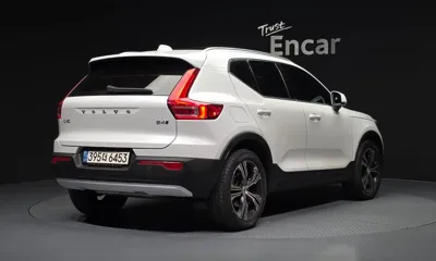 Volvo XC40 2021, 43046 км, за 20316.46 USD