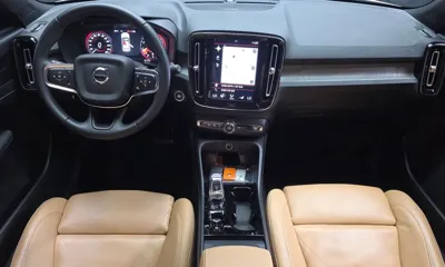 Volvo XC40 2021, 43046 км, за 20316.46 USD - фото 7