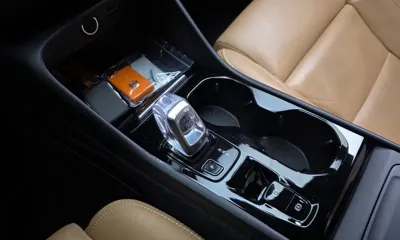 Volvo XC40 2021, 43046 км, за 20316.46 USD - фото 9