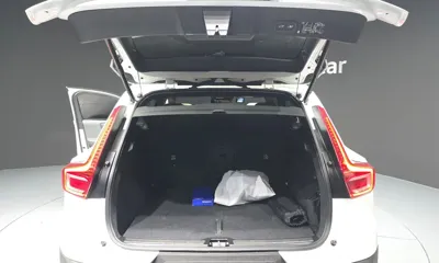 Volvo XC40 2021, 43046 км, за 20316.46 USD - фото 20